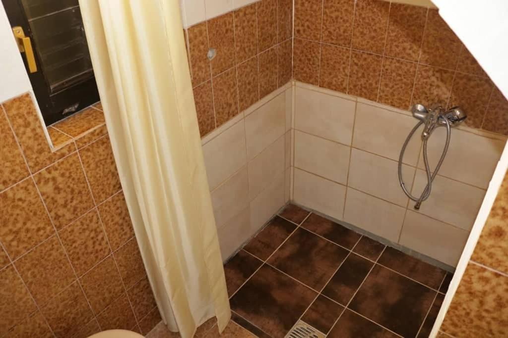 Apartments With A Parking Space Okrug Donji, Ciovo - 13732 Donji Okrug  ภายนอก รูปภาพ
